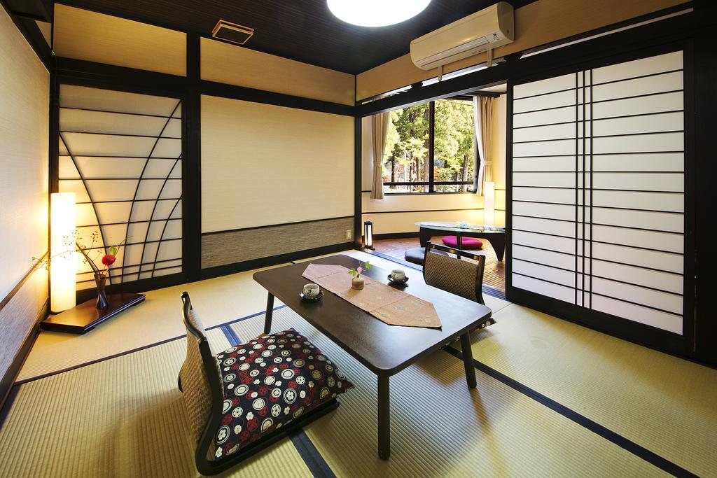 Kotobukiso Hotell Shin'onsen Eksteriør bilde