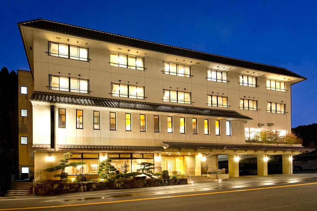 Kotobukiso Hotell Shin'onsen Eksteriør bilde